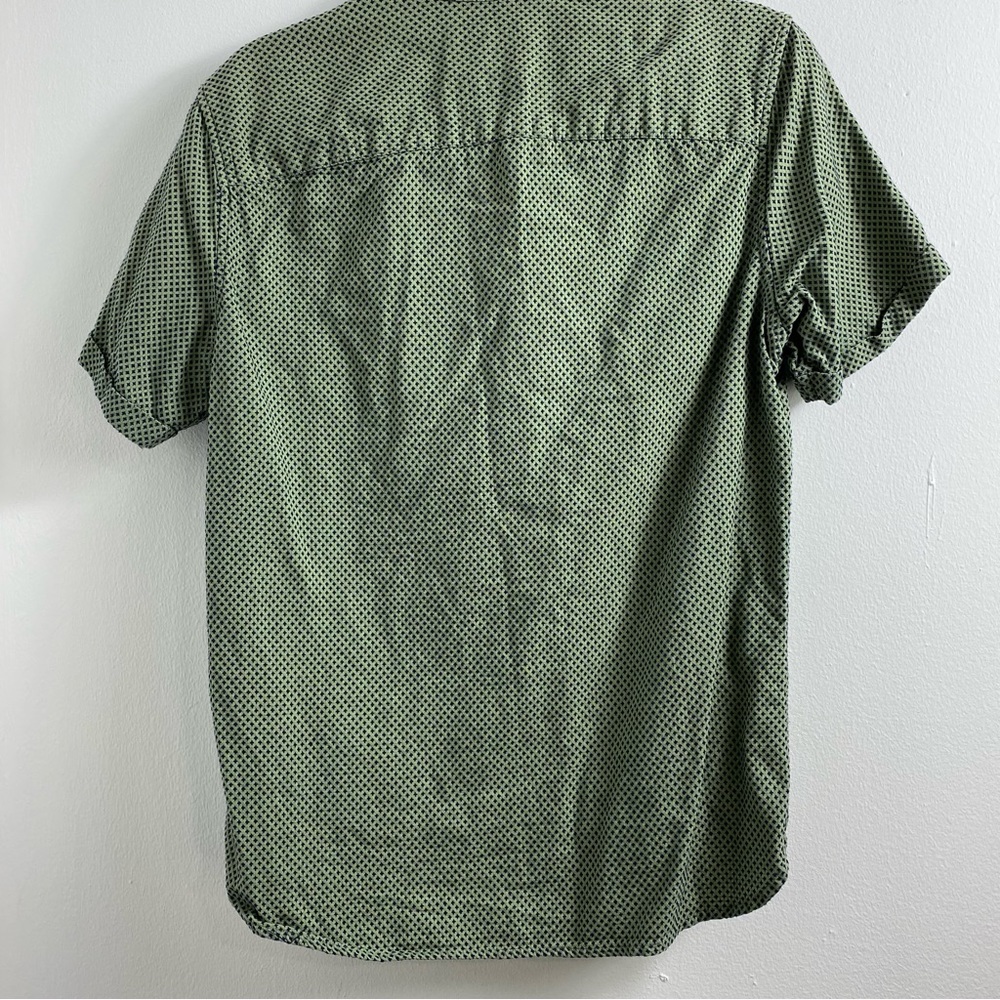 Standard Fit Goodfellow Shirt small - Picture 5 of 6